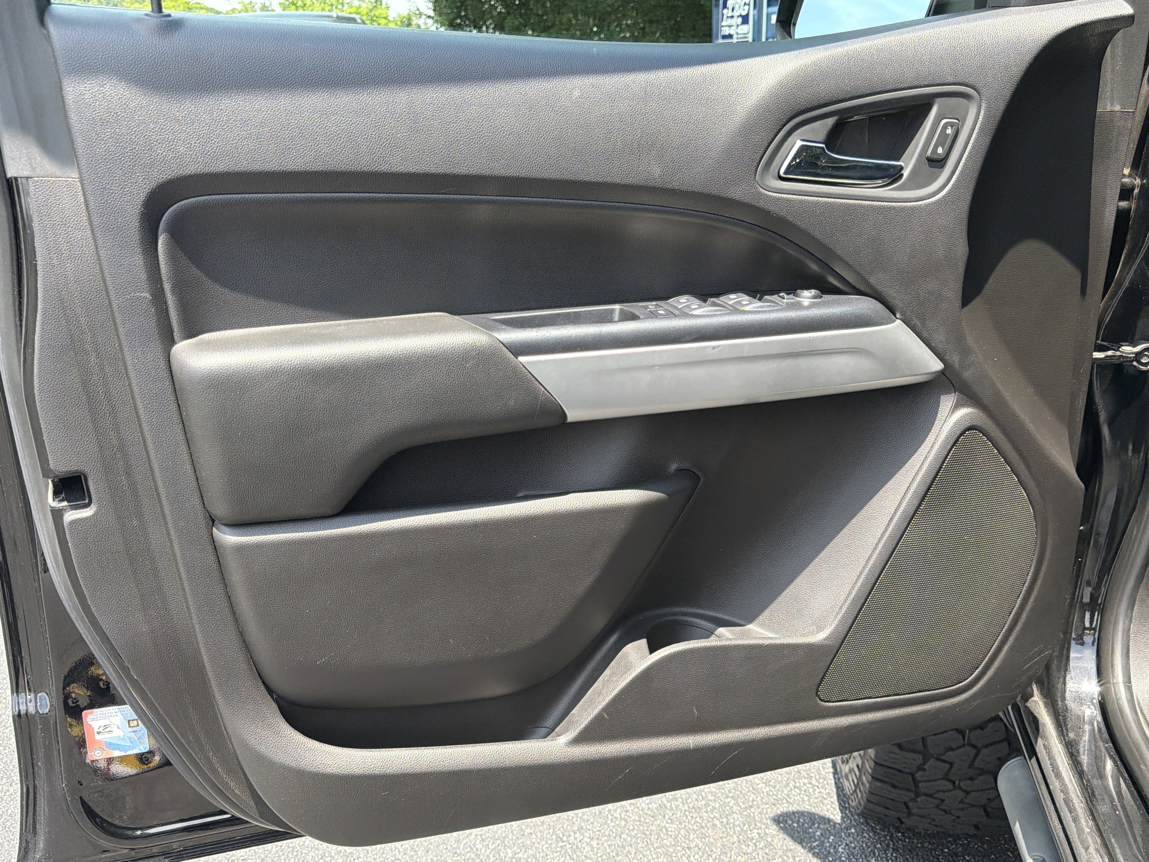 Used 2018 Chevrolet Colorado ZR2 AWD/4WD image 12