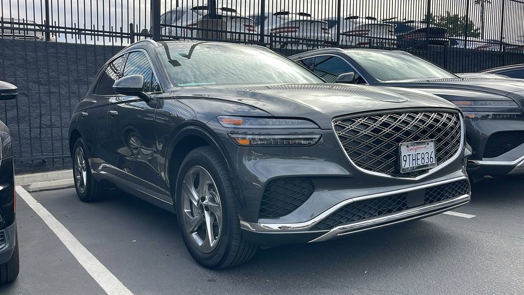 Used 2026 Genesis GV70 2.5T image 1