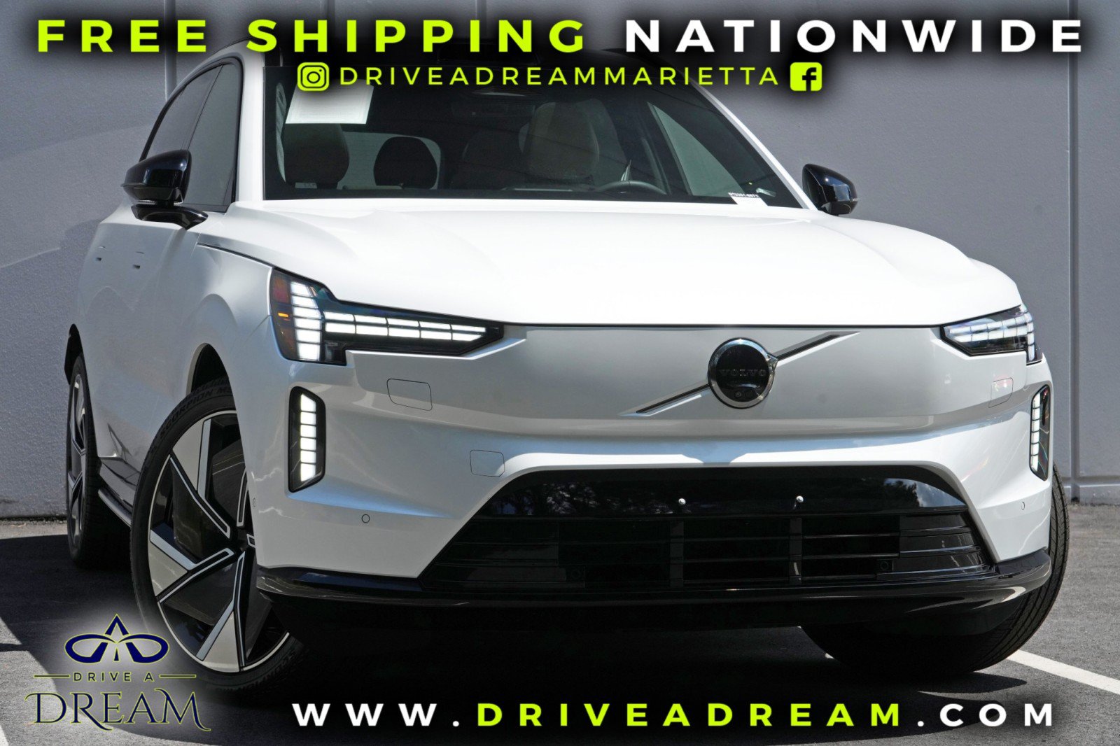 Used 2025 Volvo EX90 Ultra AWD/4WD image 2