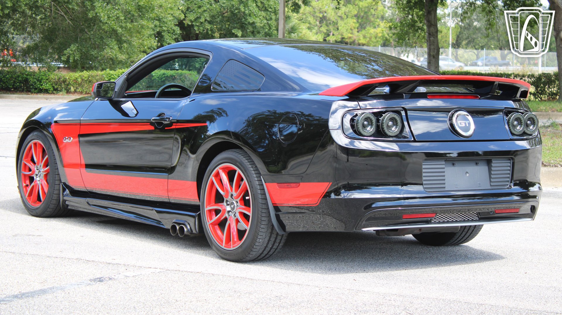 Used 2013 Ford Mustang GT Premium w/ Brembo Brake Pkg RWD image 12