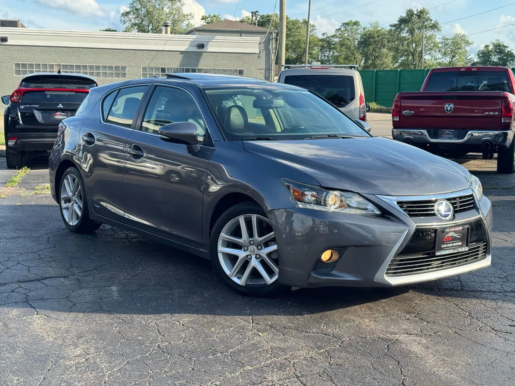 Used 2015 Lexus CT 200h Premium image 2