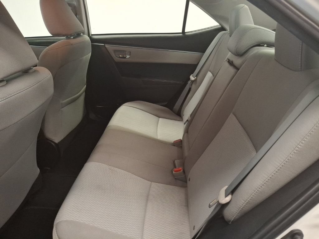 Used 2016 Toyota Corolla LE FWD image 13