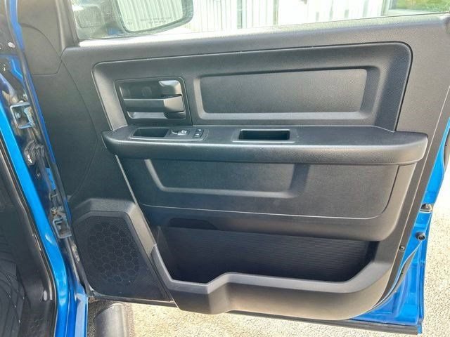Used 2019 RAM 1500 Express w/ Hydro Blue Sport Package AWD/4WD image 47
