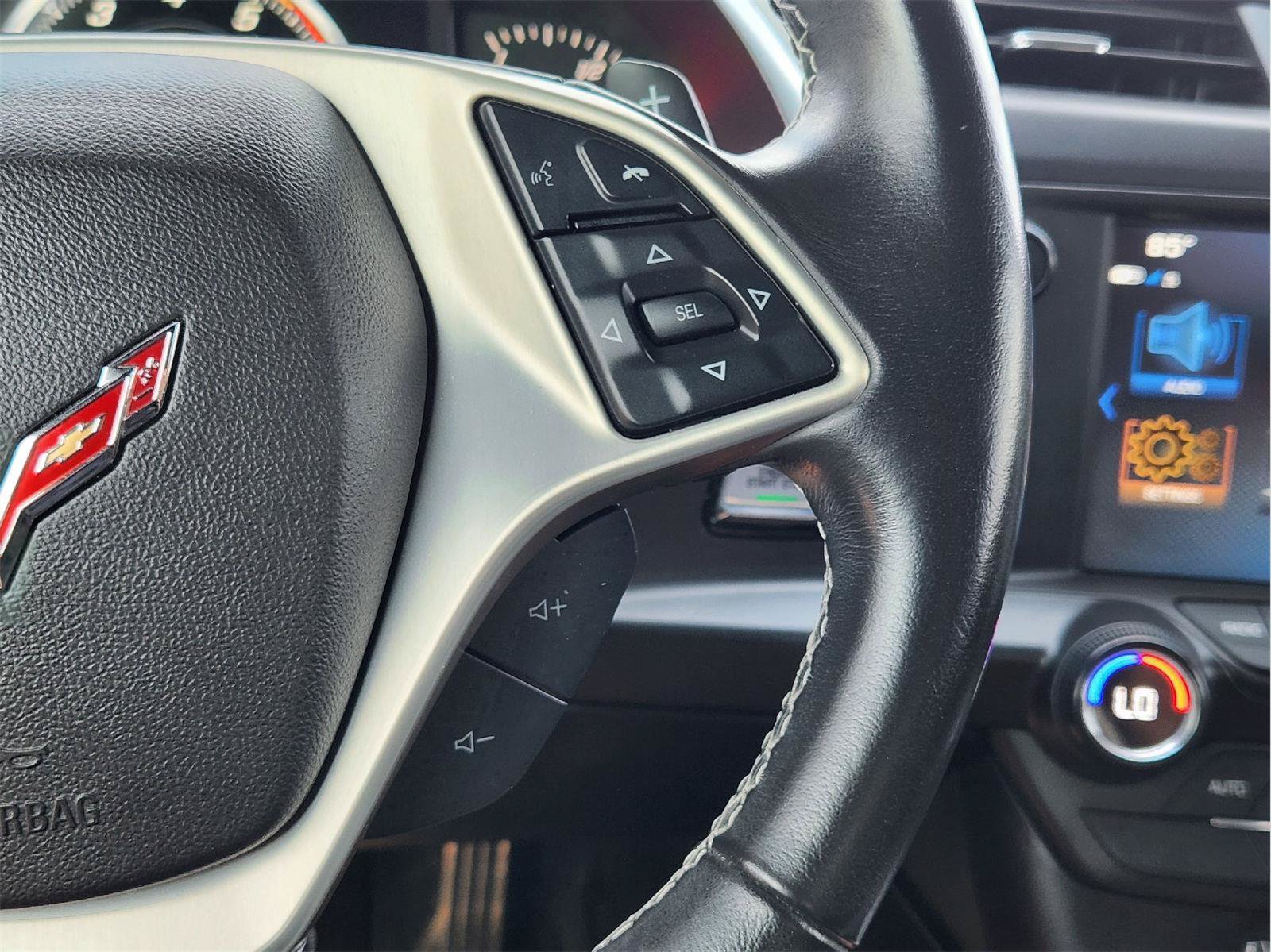 Used 2019 Chevrolet Corvette Stingray Coupe w/ 1LT RWD image 30