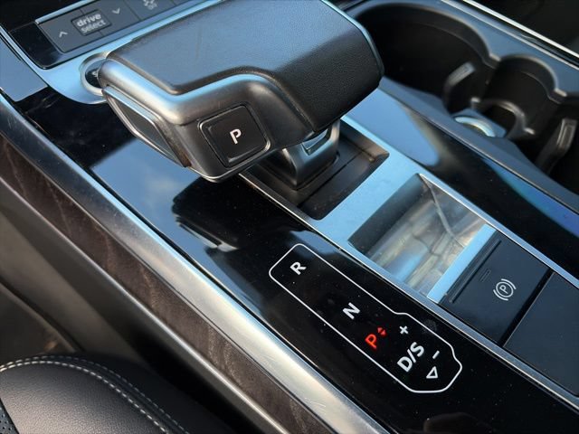 Used 2022 Audi Q8 Premium Plus AWD/4WD image 16