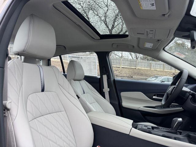 New 2026 Nissan Sentra SL w/ Floor Mat Package image 9