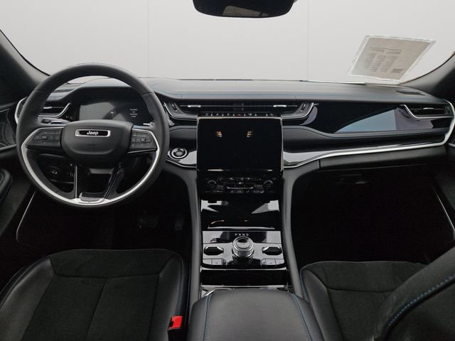 Used 2022 Jeep Grand Cherokee Trailhawk image 17