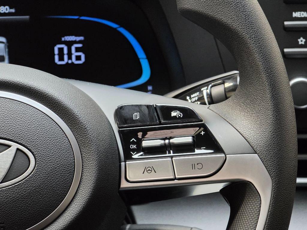 New 2026 Hyundai Elantra SE image 16