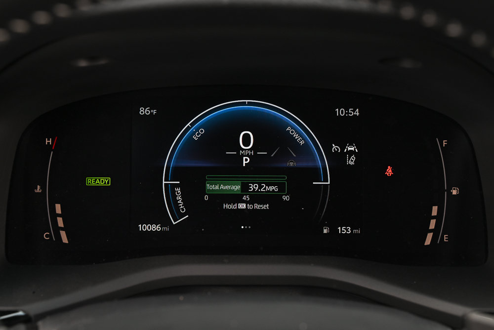 Used 2025 Toyota Camry SE w/ Multimedia Upgrade Package FWD image 13