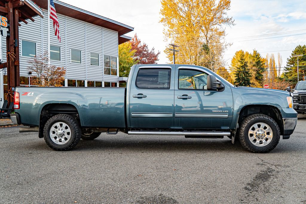 Used 2014 GMC Sierra 3500 SLT image 2