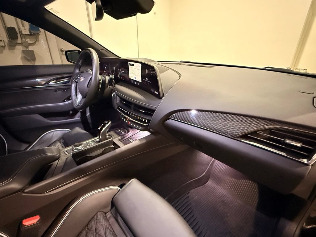 Used 2025 Cadillac CT5 V Blackwing w/ Carbon Fiber 2 Package RWD image 33