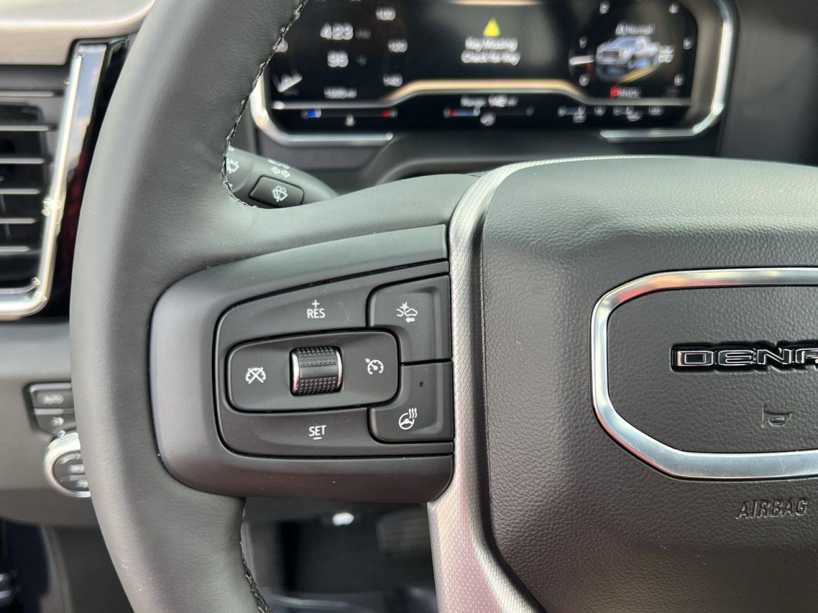 New 2025 GMC Sierra 3500 Denali w/ Denali Reserve Package image 24