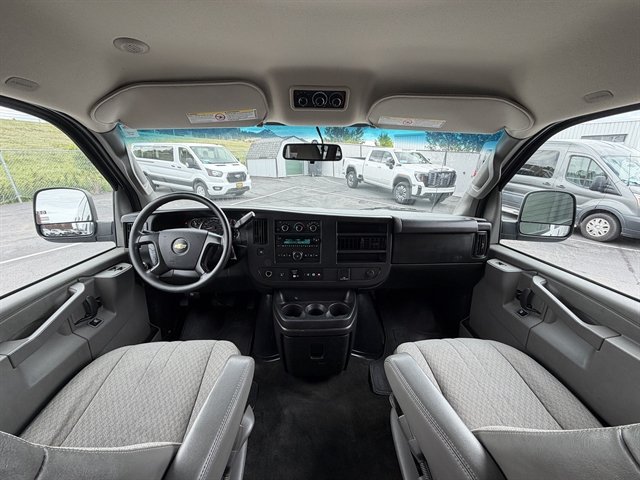 Used 2016 Chevrolet Express 3500 LT w/ LT Preferred Equipment Group RWD image 13