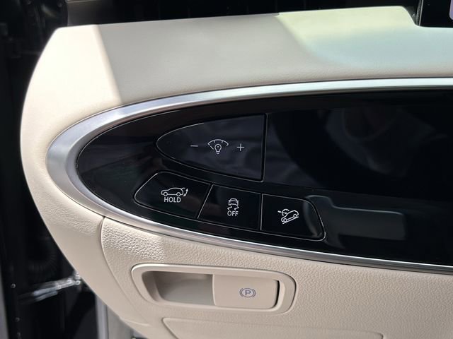 Used 2026 Genesis GV70 2.5T image 25