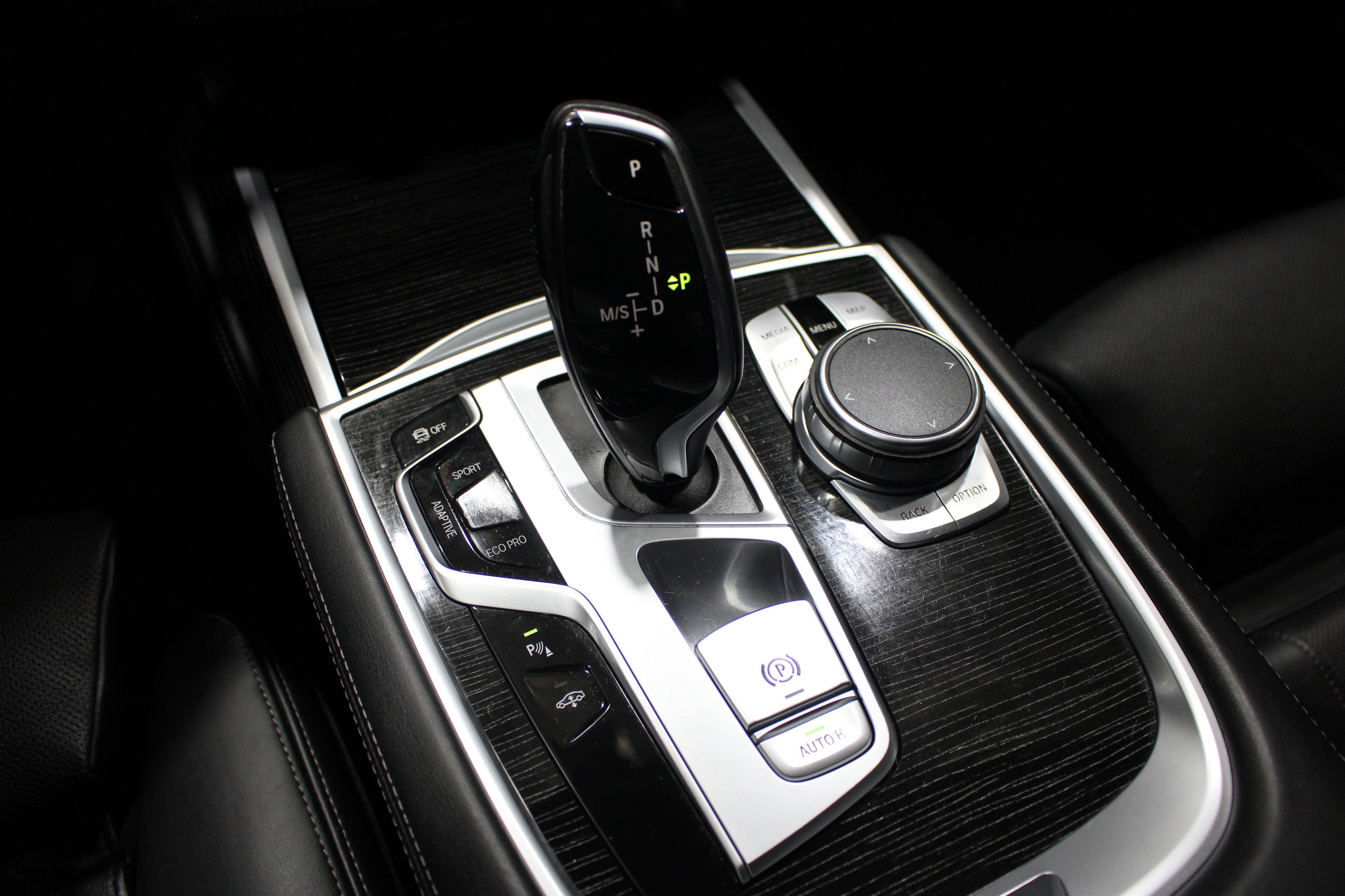 Used 2019 BMW 750i xDrive w/ M Sport Package AWD/4WD image 20