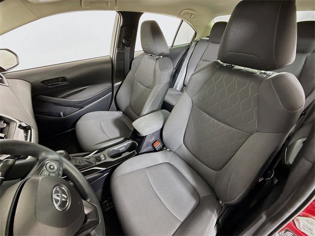 Used 2022 Toyota Corolla LE image 5