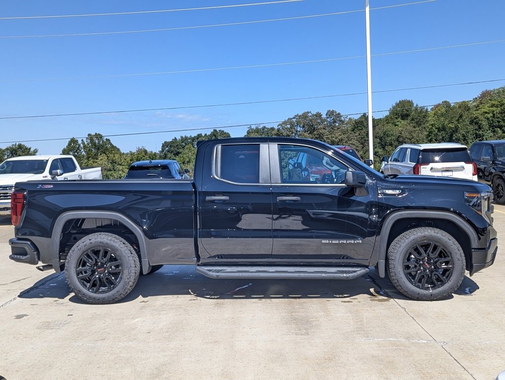 New 2026 GMC Sierra 1500 Pro w/ Graphite Edition AWD/4WD image 6