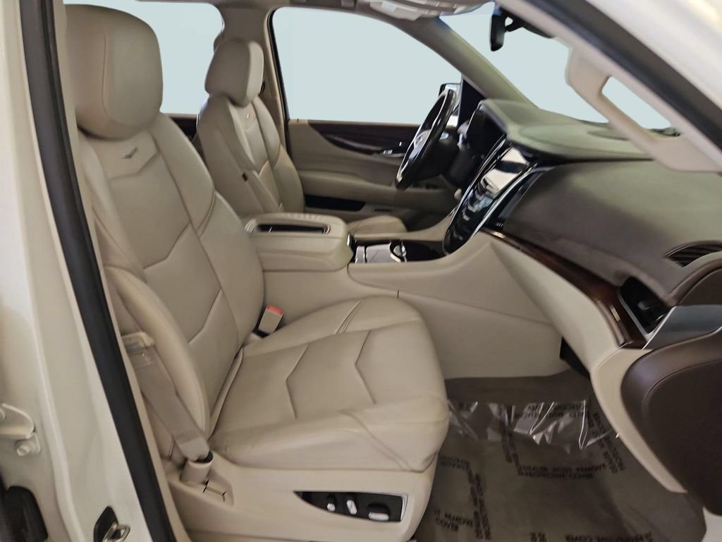 Used 2015 Cadillac Escalade ESV Premium AWD/4WD image 28