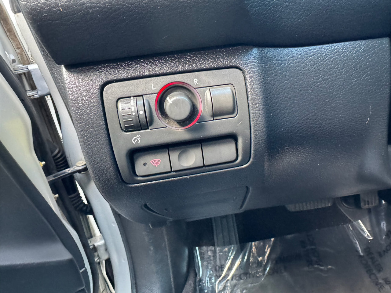 Used 2007 Subaru Outback 2.5i Limited image 36