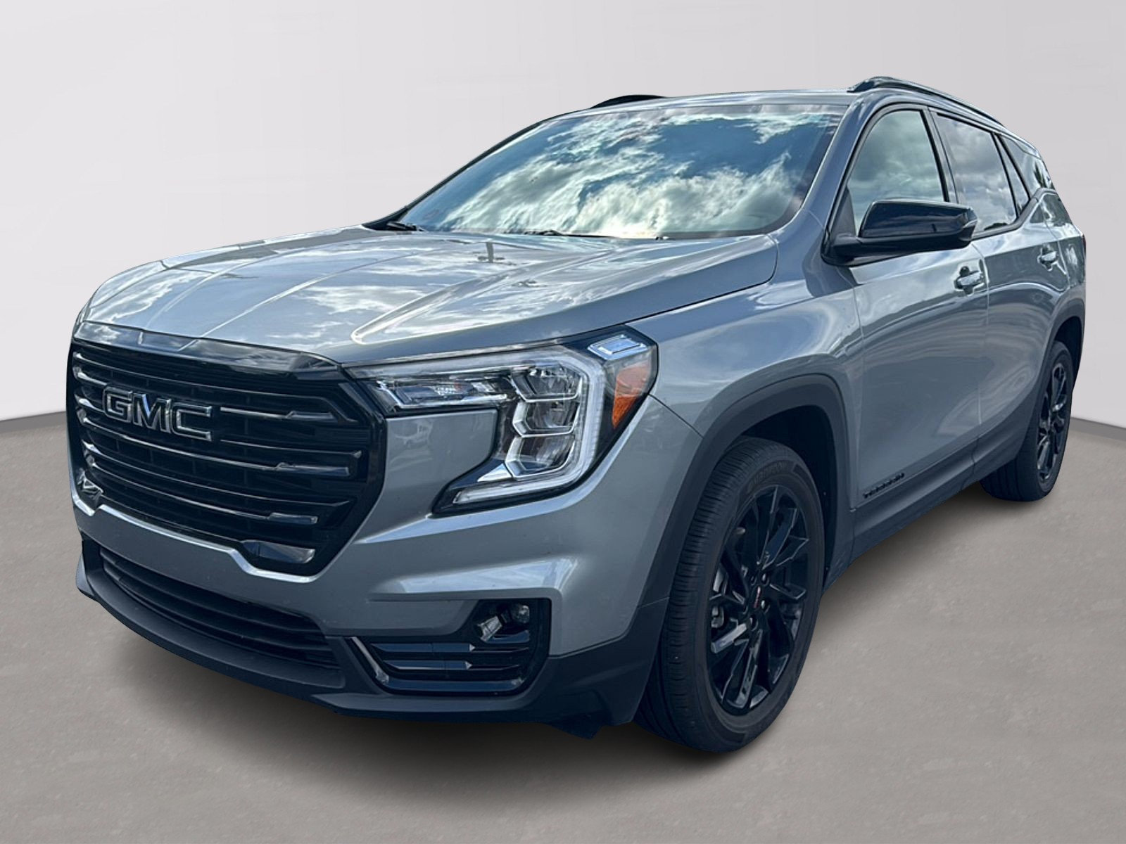 Used 2024 GMC Terrain SLT w/ Elevation Edition