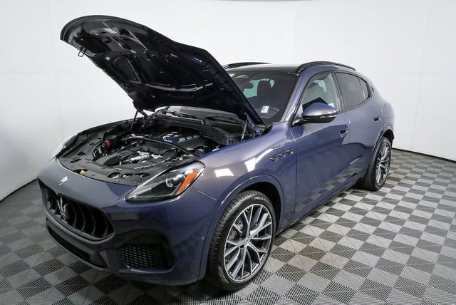 New 2026 Maserati Grecale Folgore AWD/4WD image 38