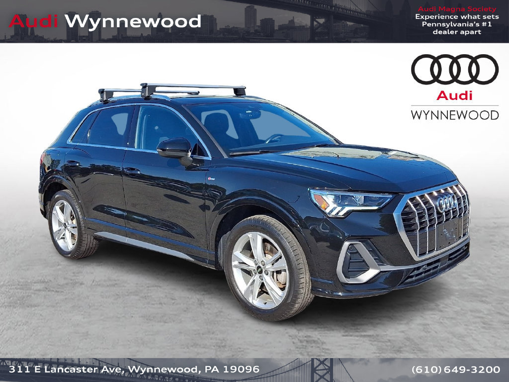 Certified 2023 Audi Q3 2.0T Premium w/ Convenience Package AWD/4WD image 1