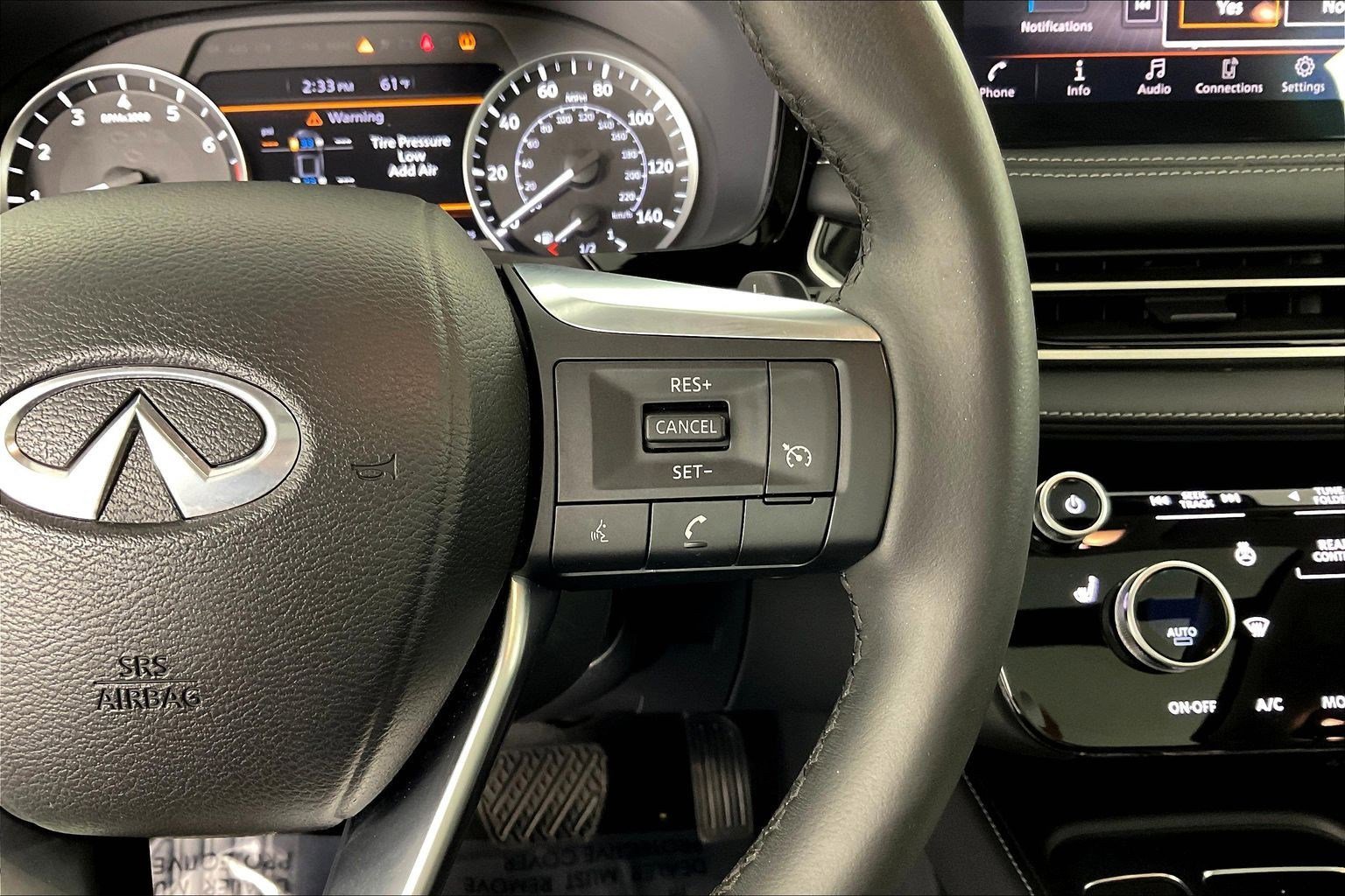 Used 2023 INFINITI QX60 Pure image 12