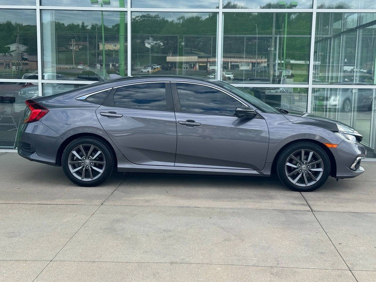 Used 2020 Honda Civic EX-L image 9