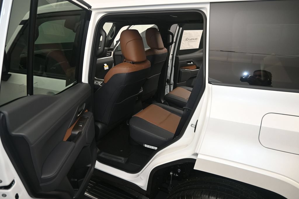 New 2026 Lexus GX 550 AWD/4WD image 12