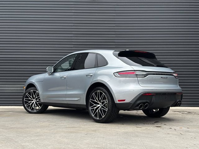 Certified 2026 Porsche Macan S AWD/4WD image 3