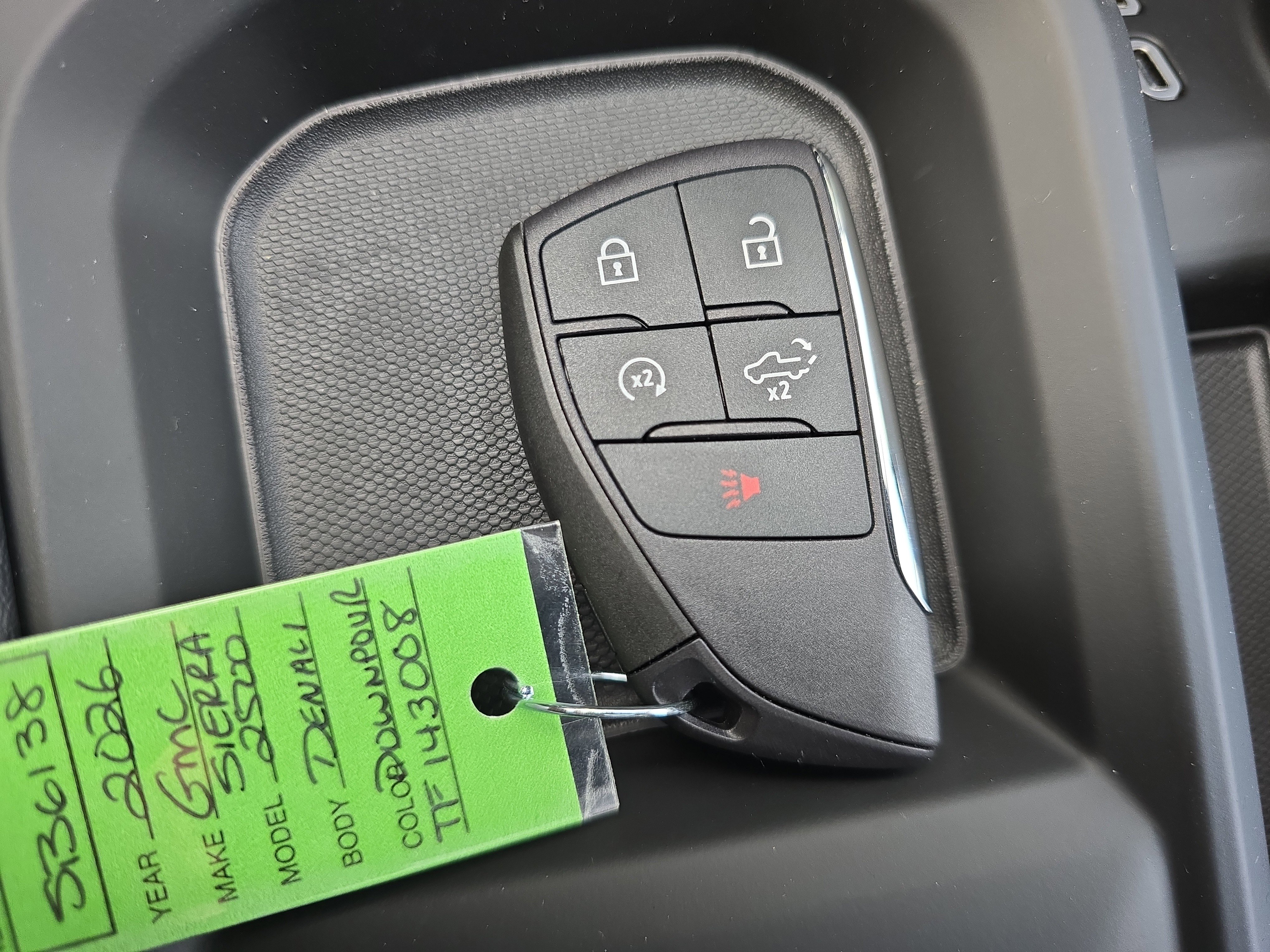 New 2026 GMC Sierra 2500 Denali w/ Denali Reserve Package image 31