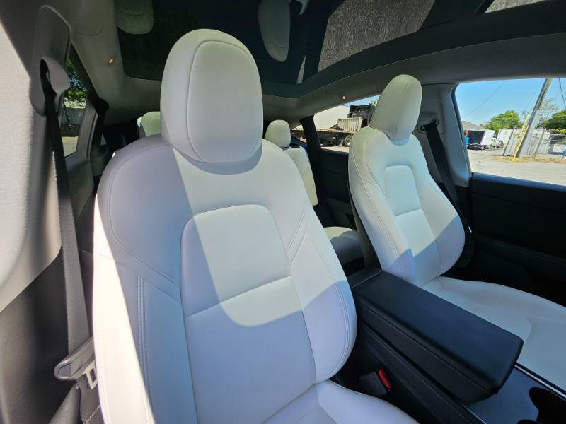 Used 2023 Tesla Model Y Performance AWD/4WD image 54