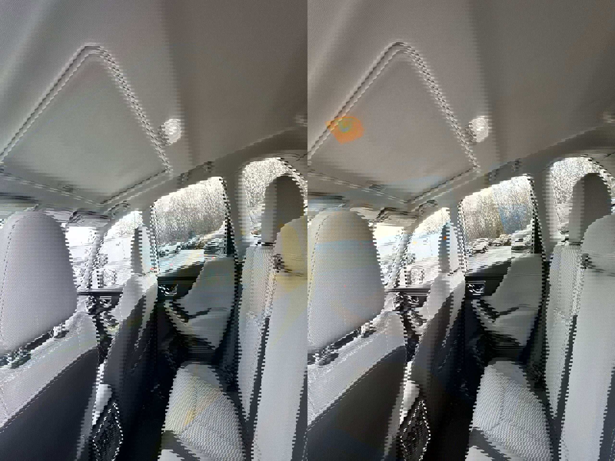 Used 2019 Subaru Forester Premium w/ All-Weather Package image 19