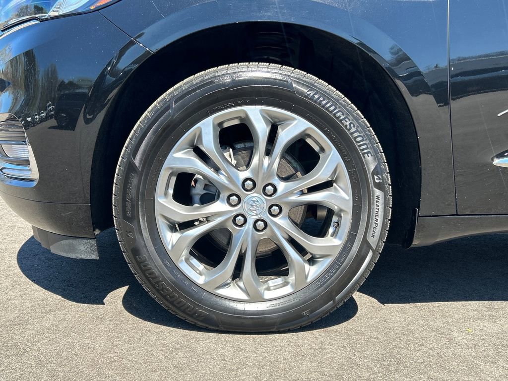 Used 2021 Buick Enclave Avenir w/ Avenir Technology Package FWD image 14