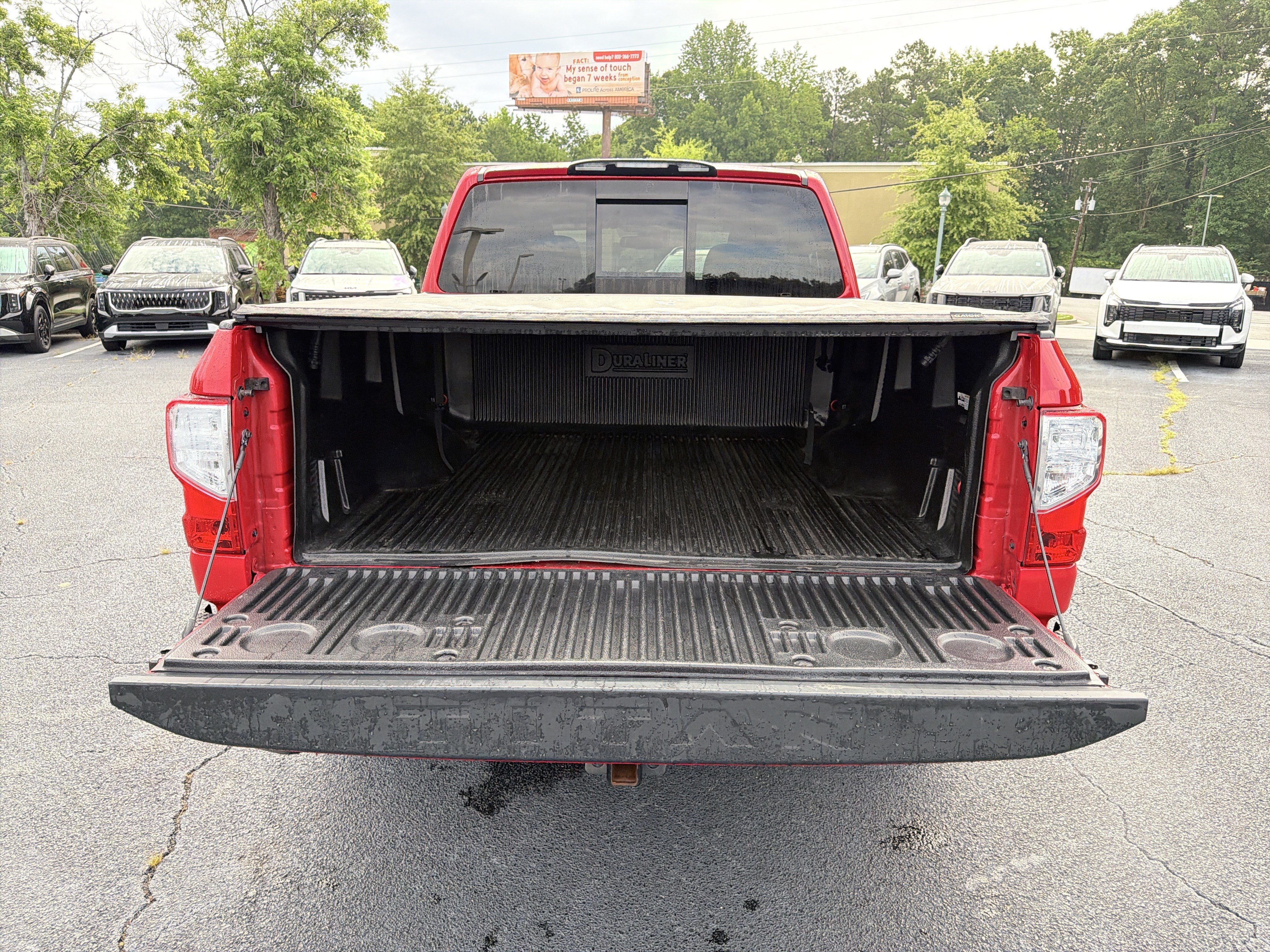 Used 2021 Nissan Titan SV w/ SV Convenience Package RWD image 20