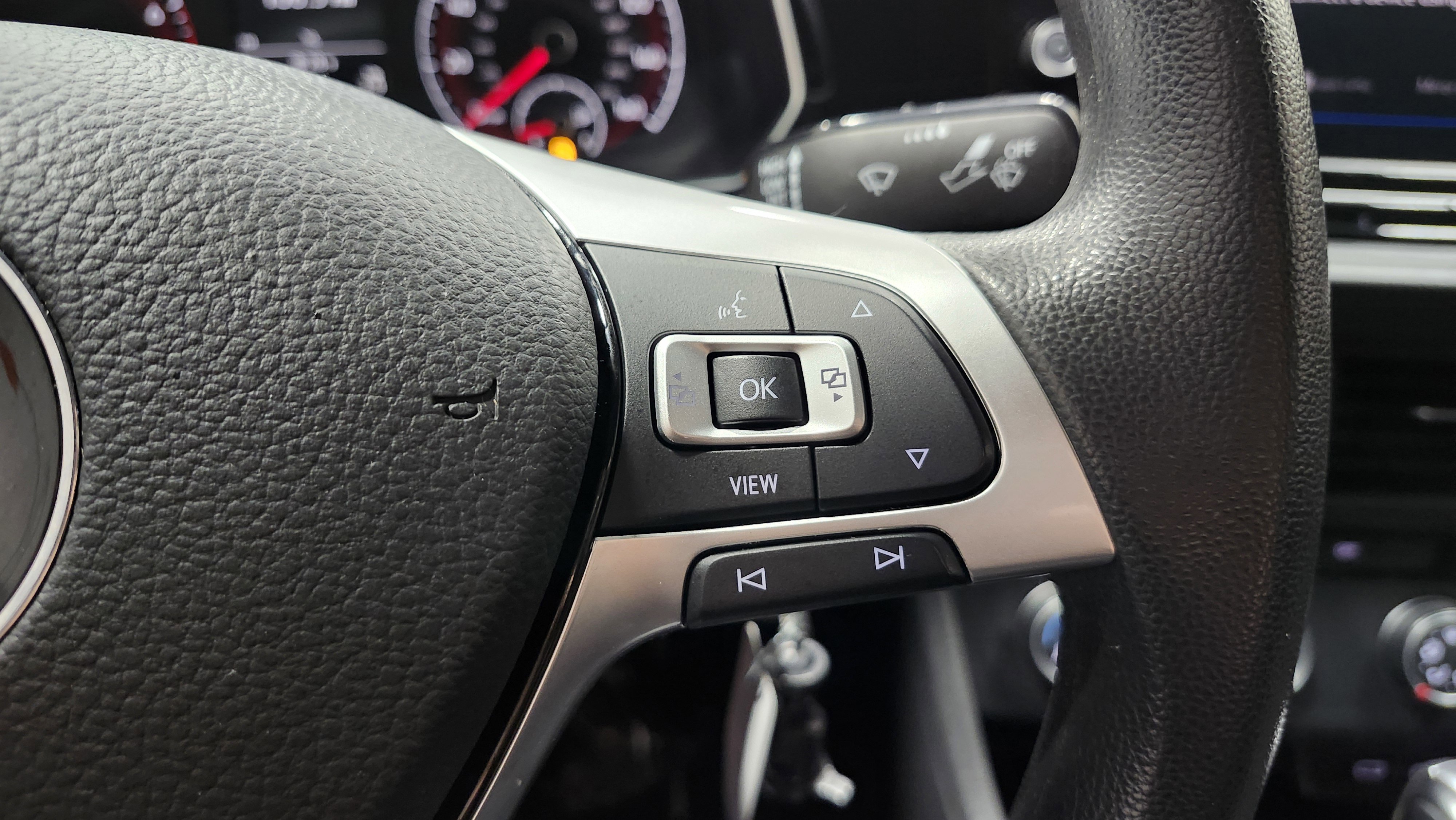 Used 2021 Volkswagen Jetta S w/ Driver Assistance Package image 29