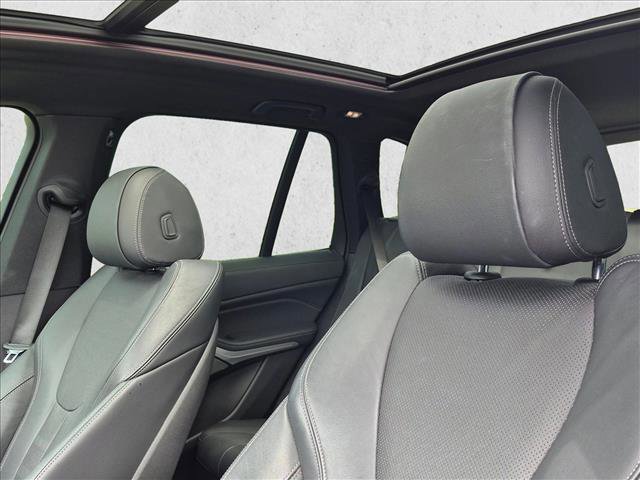 Used 2020 BMW X5 sDrive40i w/ Premium Package RWD image 13