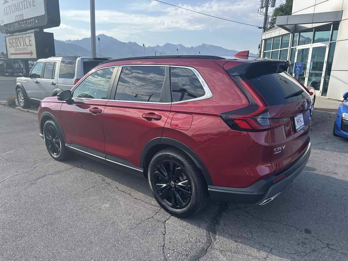 Used 2023 Honda CR-V Sport Touring image 7