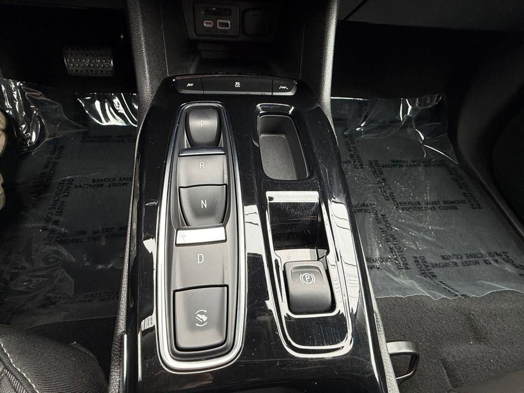 Used 2023 Chevrolet Bolt EUV Premier w/ Sun & Sound Package image 25