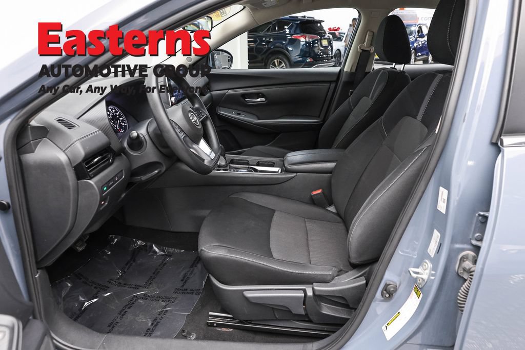 Used 2024 Nissan Sentra SV FWD image 16