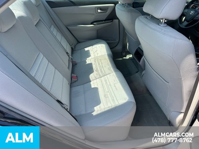 Used 2017 Toyota Camry LE FWD image 17