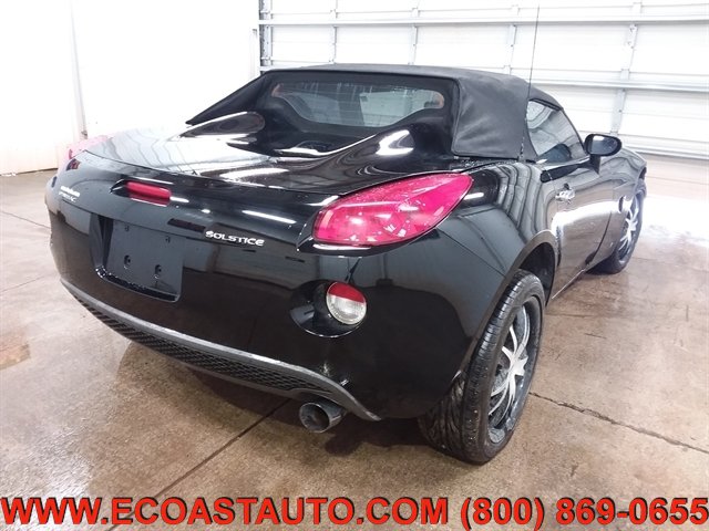 Used 2006 Pontiac Solstice Convertible w/ Premium Package RWD image 3