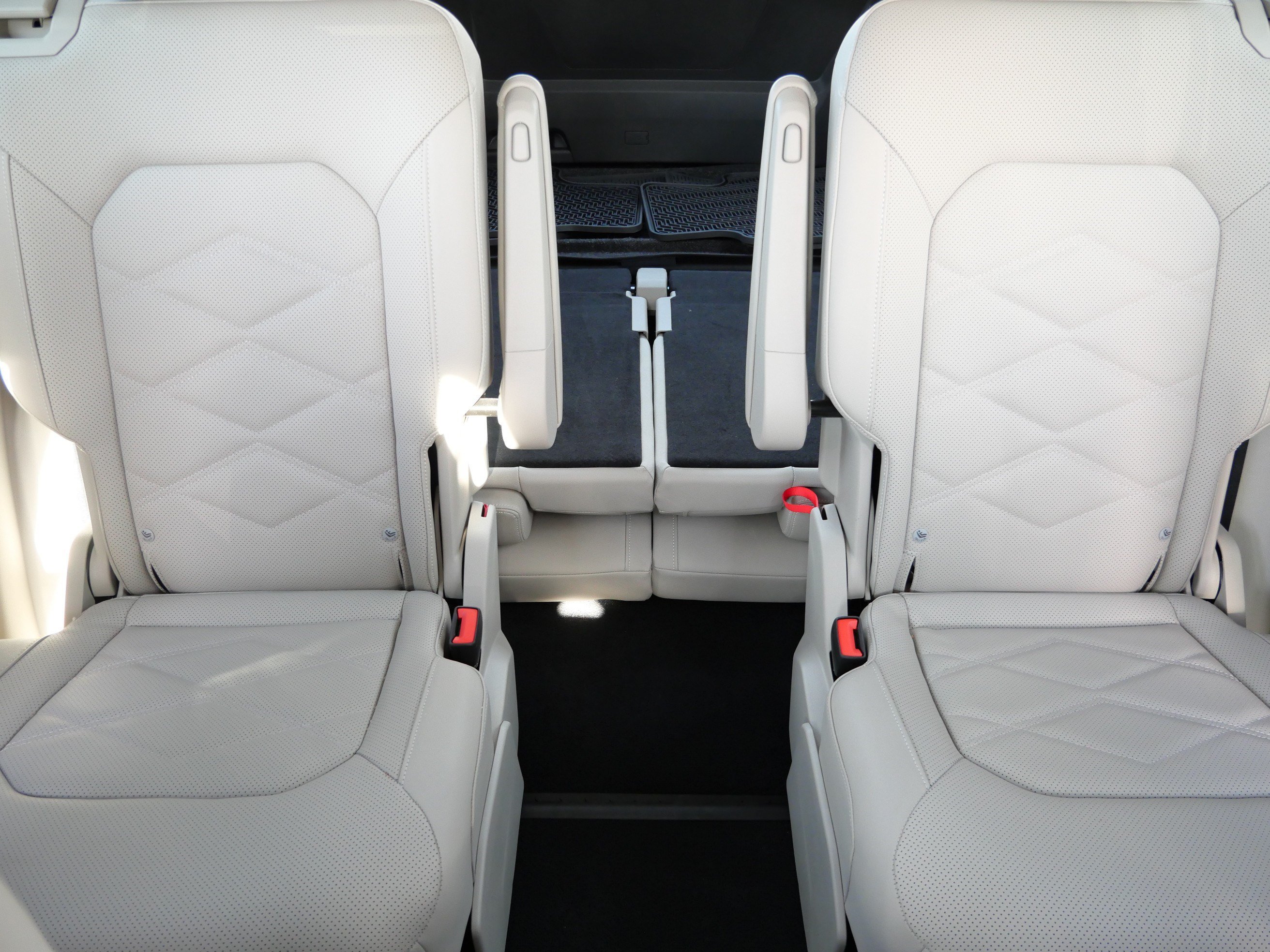 Certified 2026 Volkswagen Atlas SE AWD/4WD image 13