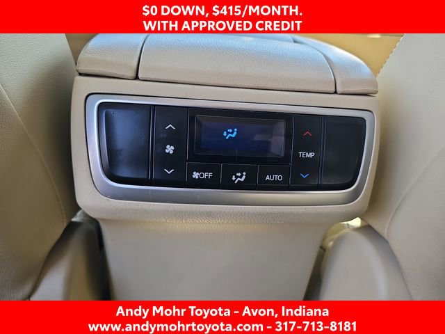 Used 2017 Toyota Highlander XLE AWD/4WD image 30