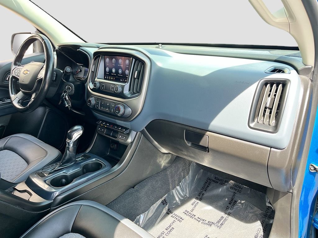 Used 2022 Chevrolet Colorado Z71 w/ Safety Package AWD/4WD image 27