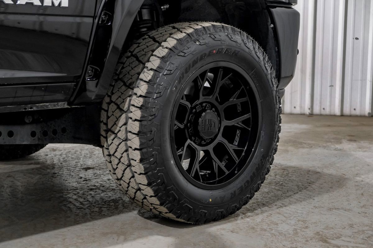 Used 2024 RAM 2500 Big Horn w/ Safety Group image 62