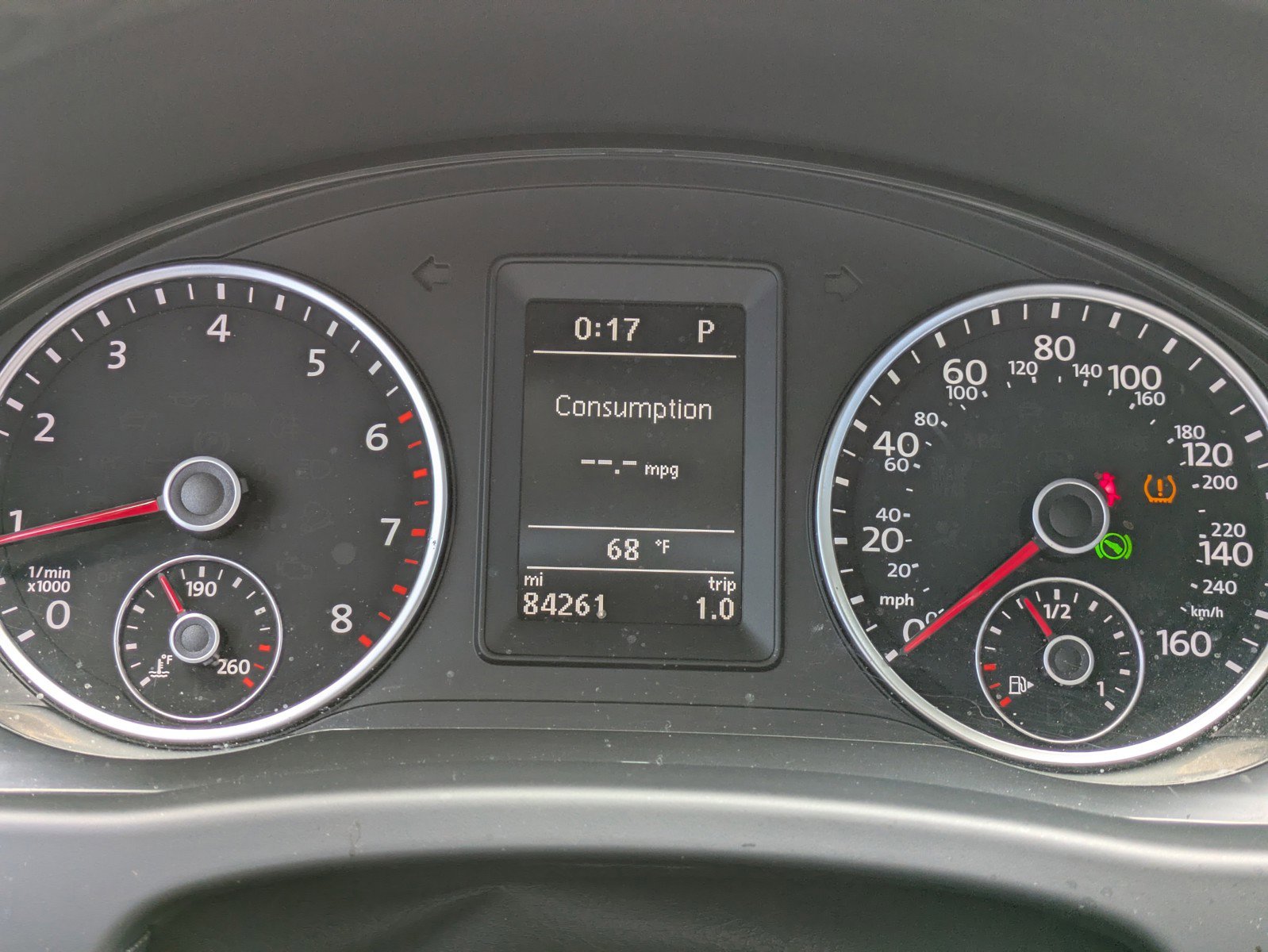 Used 2017 Volkswagen Tiguan S image 20