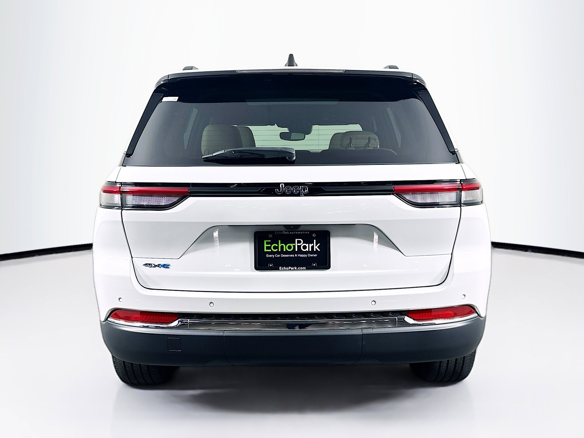 Used 2023 Jeep Grand Cherokee 4WD 4xe w/ Luxury Tech Group II image 7