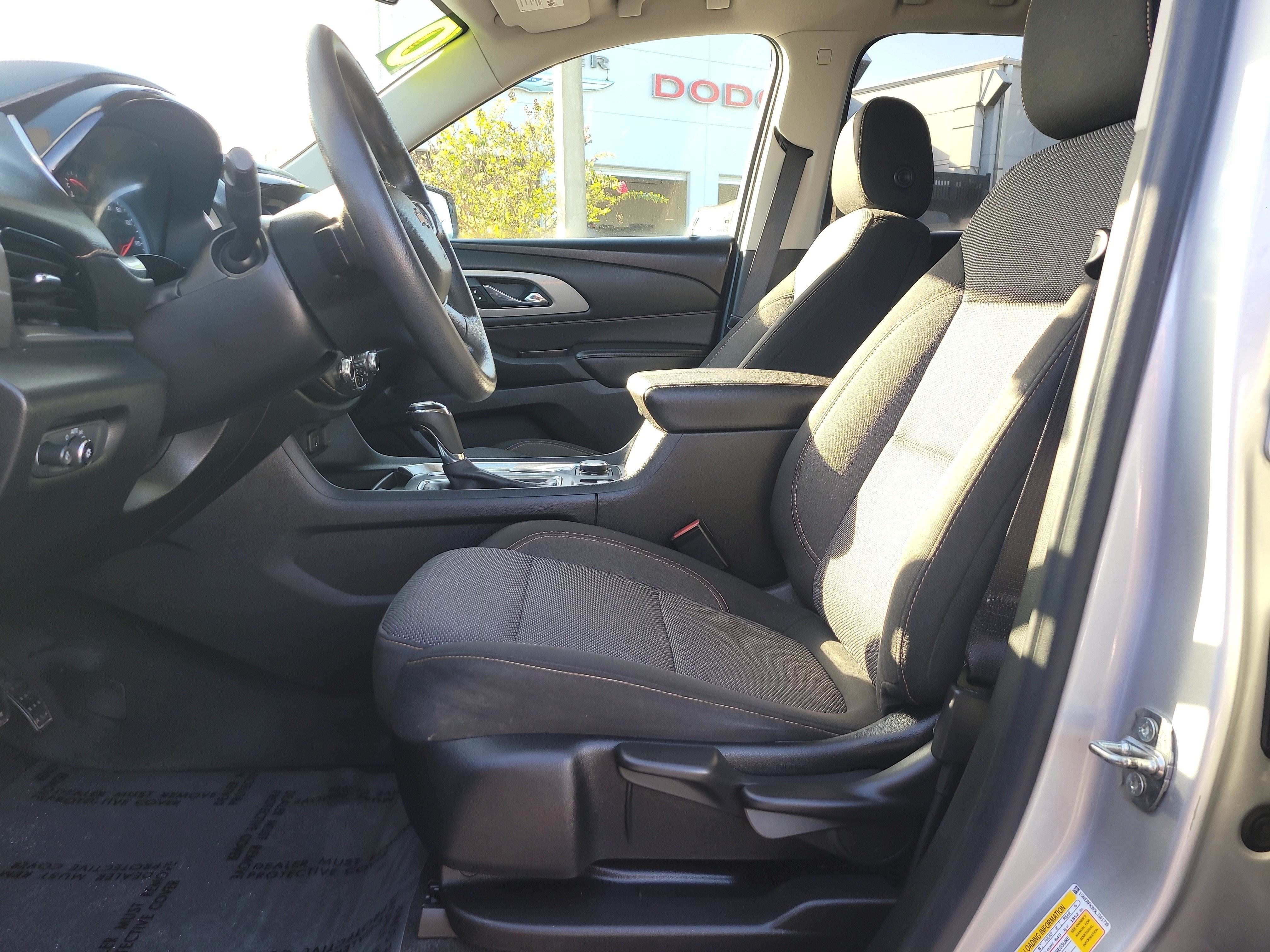Used 2020 Chevrolet Traverse LS FWD image 18