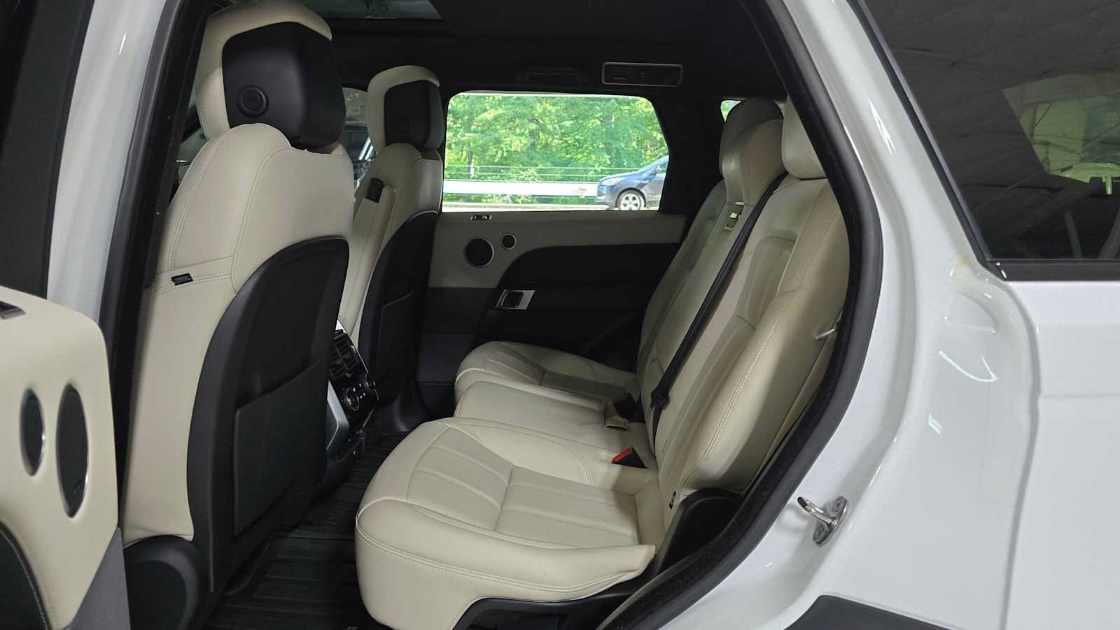 Used 2021 Land Rover Range Rover Sport HSE Silver Edition AWD/4WD image 16